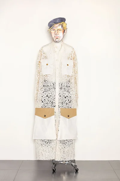 Look 8